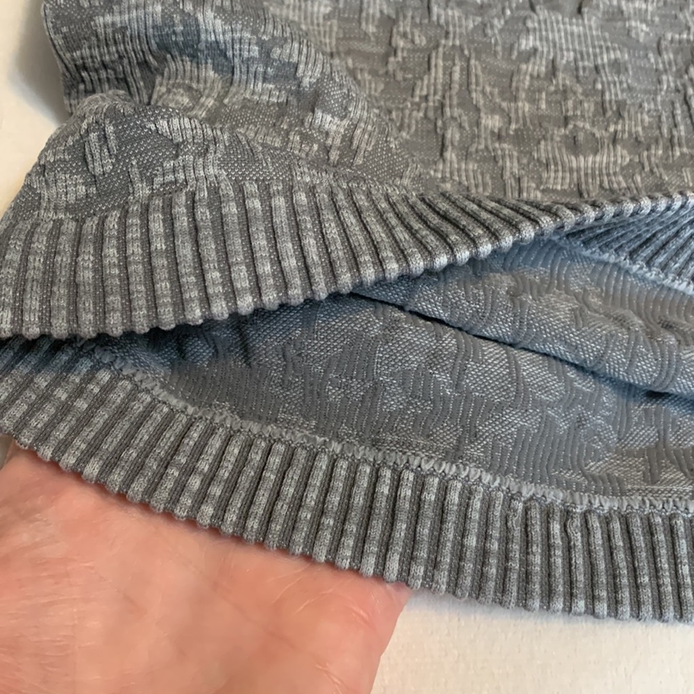 Lululemon Rest Less Pullover - Picture 9 of 12